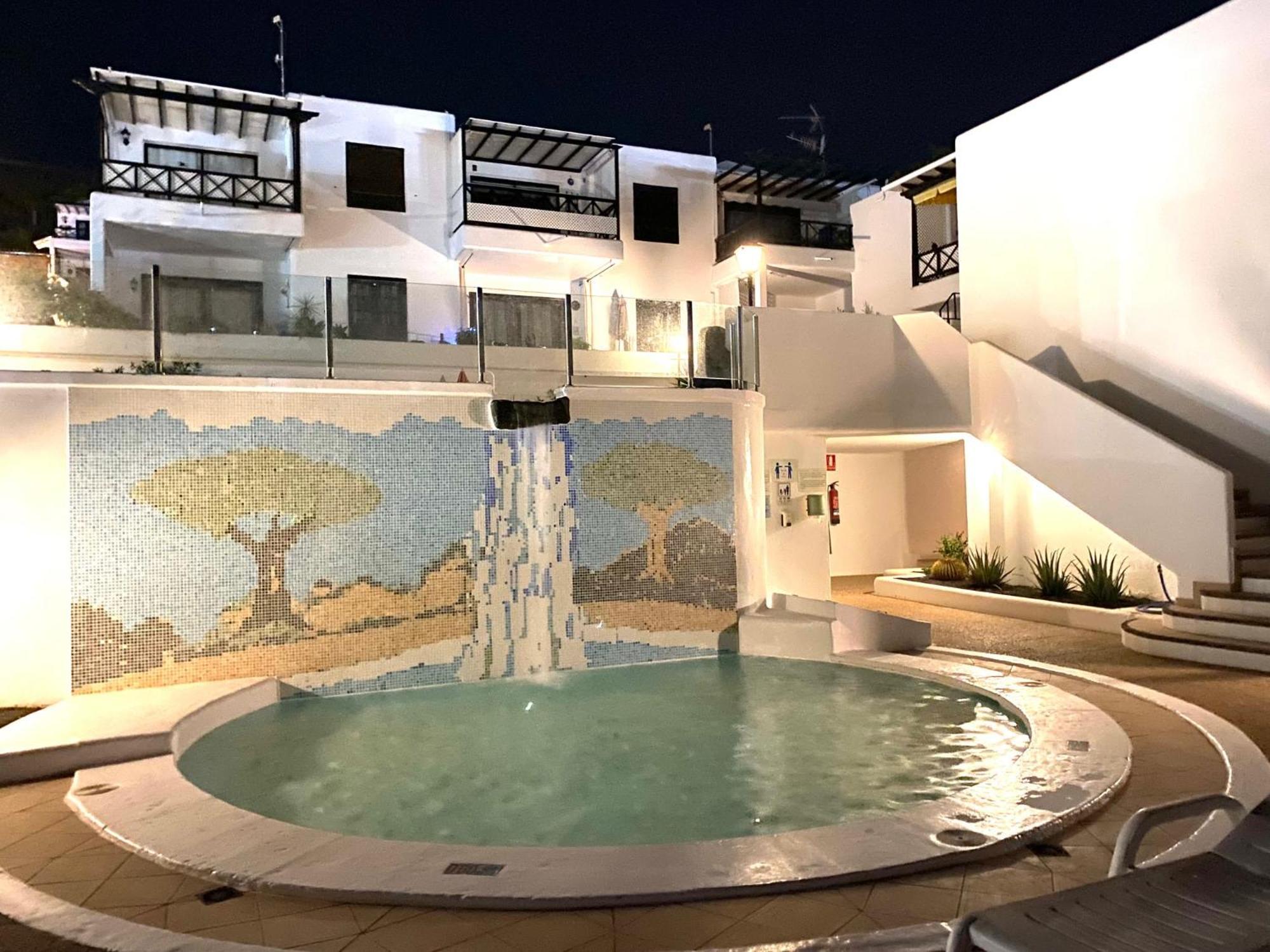 Apartamentos Los Dragos Puerto del Carmen  Kültér fotó